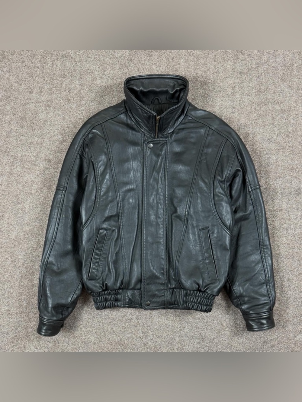Black jacket - Picture 3 of 14